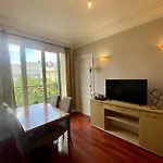 Convention 5 Apartment