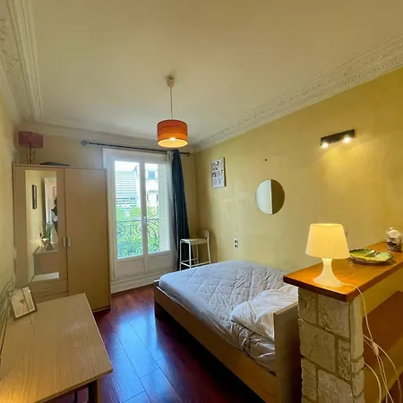 Convention 5 Apartment Paris